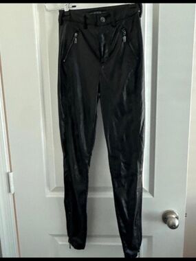 GUESS Black Straight-Leg Faux Leather Pants